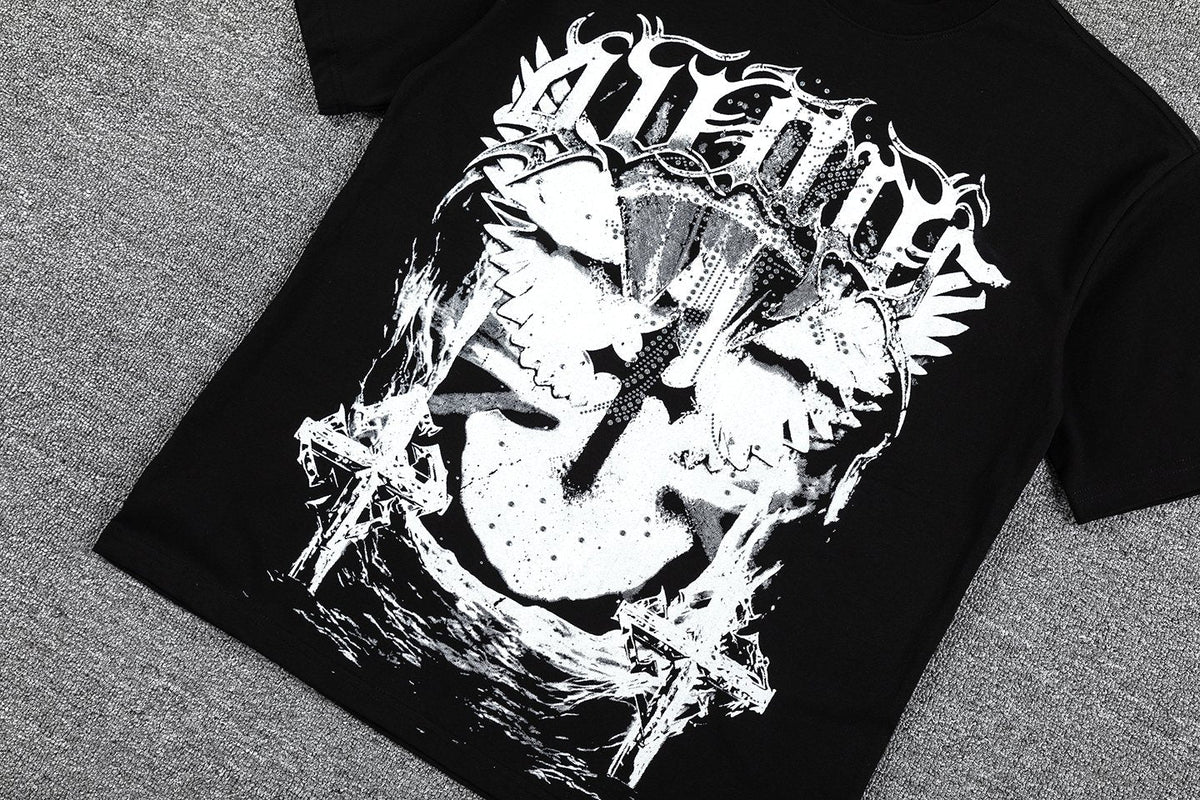 GUAPI Distressed Graphic T-Shirt — detail